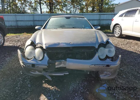 2005 Mercedes-Benz Sl 500 from USA, damaged, VIN WDBSK75F35F099084